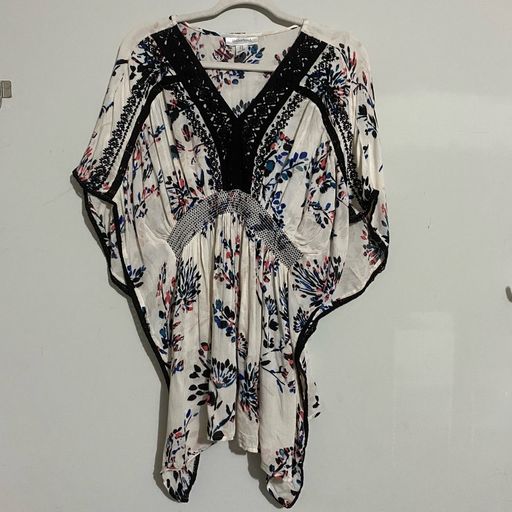 Motherhood Maternity black and cream soft loose floral maternity shirt size S